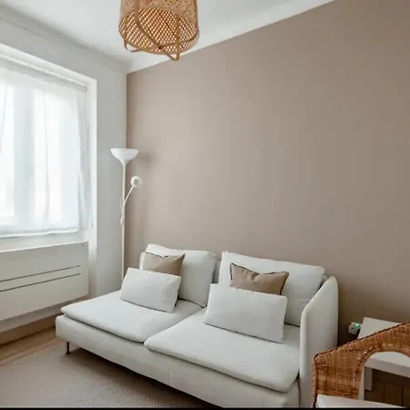 2 Bedroom With Great Transport Links To The Heart Of Lejlighed *